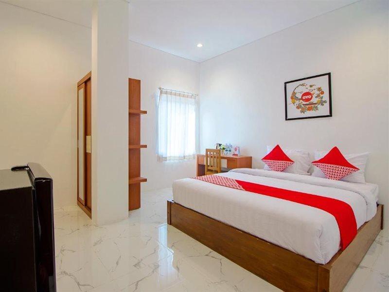 Super Oyo 13I9 88 Exclusive Guesthouse Kejayan Luaran gambar